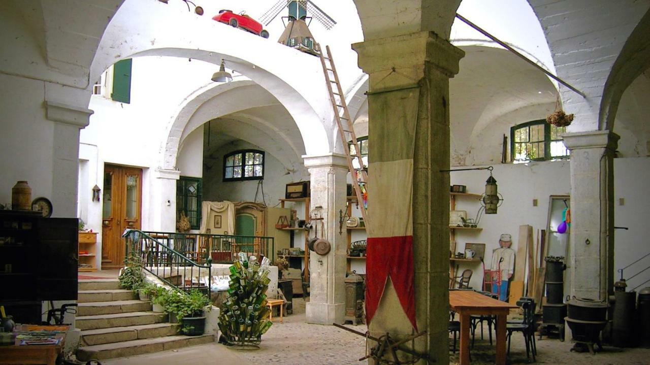 مبيت وإفطار Saint-Laurent-du-Pape Domaine De L'Amiral المظهر الخارجي الصورة