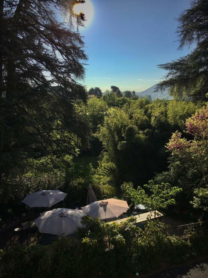 مبيت وإفطار Saint-Laurent-du-Pape Domaine De L'Amiral المظهر الخارجي الصورة